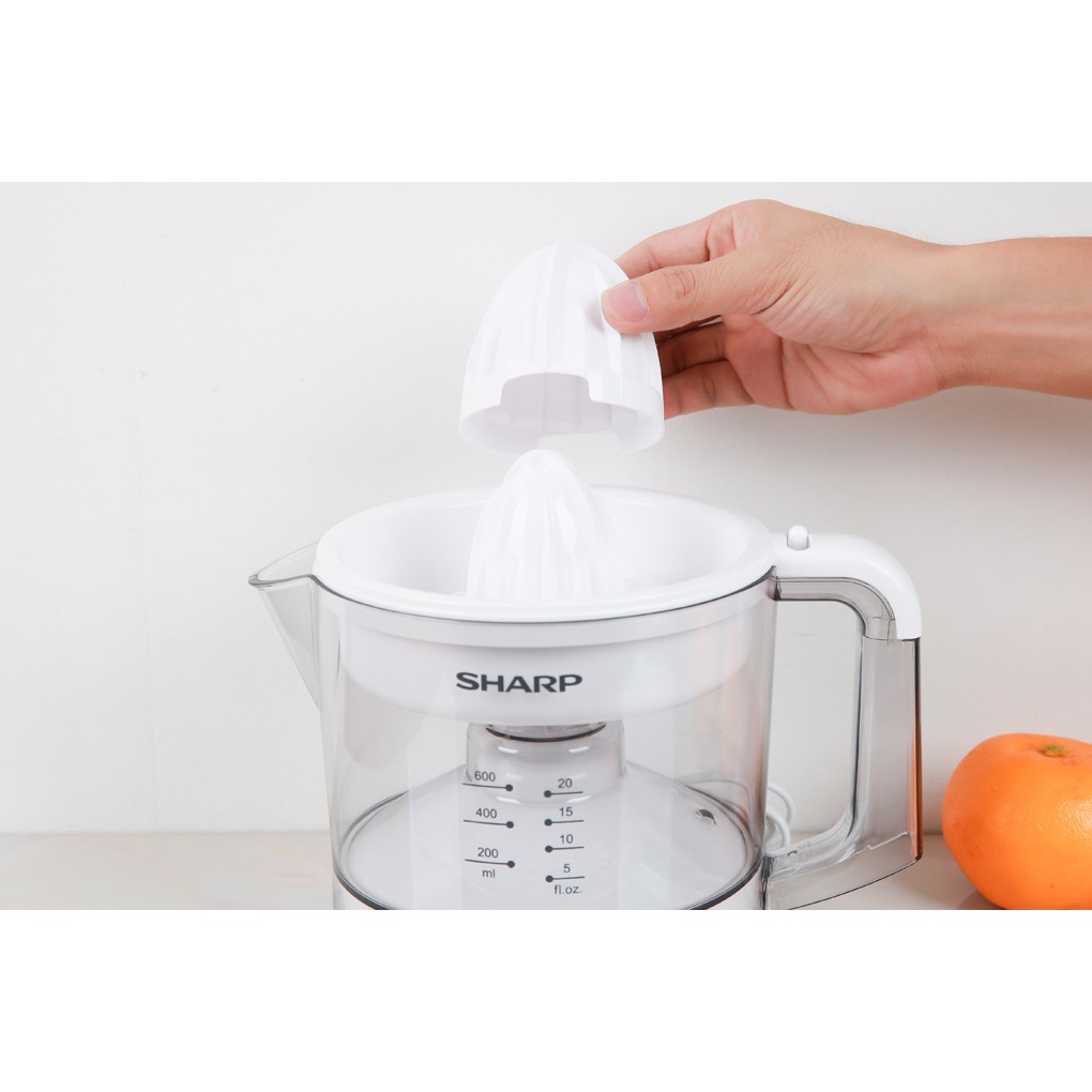 MÁY VẮT CAM SHARP EJ-J256-WH , Công suất:25 W , Dung tích cối:0.6 lít, Vắt cam, quýt, chanh, bưởi..., hàng chính hãng