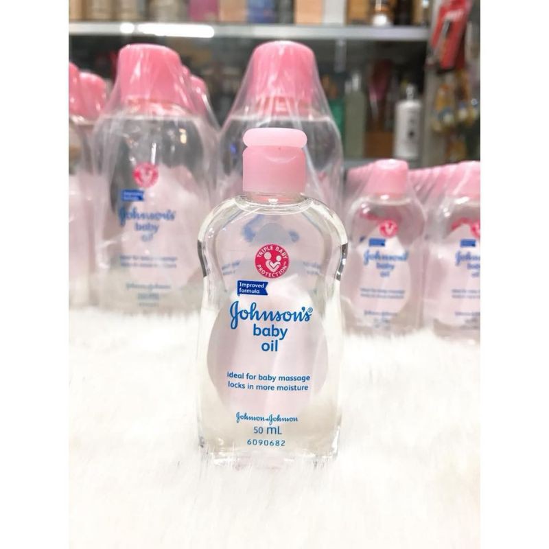 Dầu Massage Dưỡng Ẩm Cho Bé Jonhsons Baby 50ml