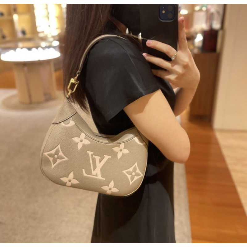 Túi xách nữ LV BAGATE..sz24cm da bò mềm kèm 2 quai fullbox nam châm cực xịn
