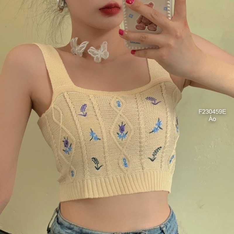 Áo len croptop 2 day