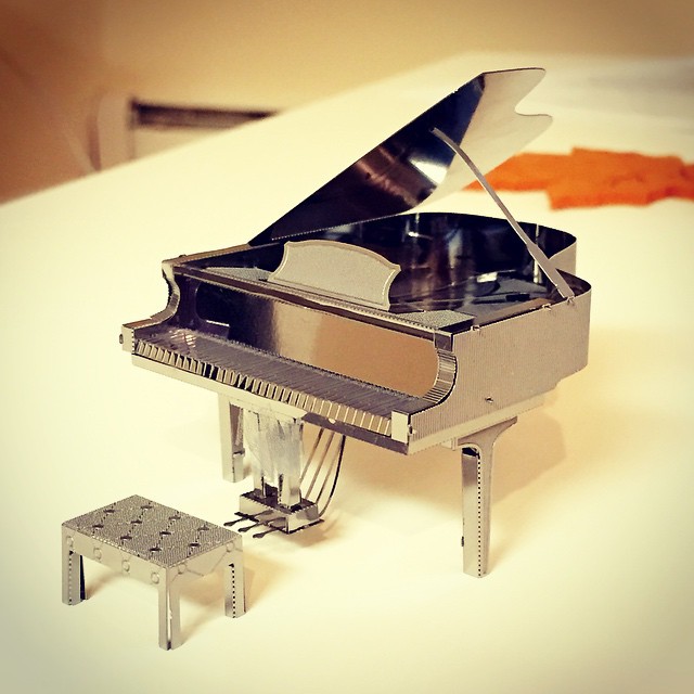 Mô hình 3D kim loại lắp ráp Đàn Piano bạc [ Chưa lắp ]