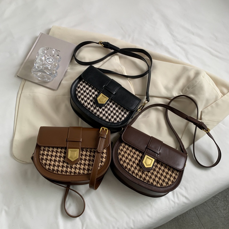 Túi đeo chéo vai IELGY họa tiết sọc caro thời trang sành điệu cho nữ