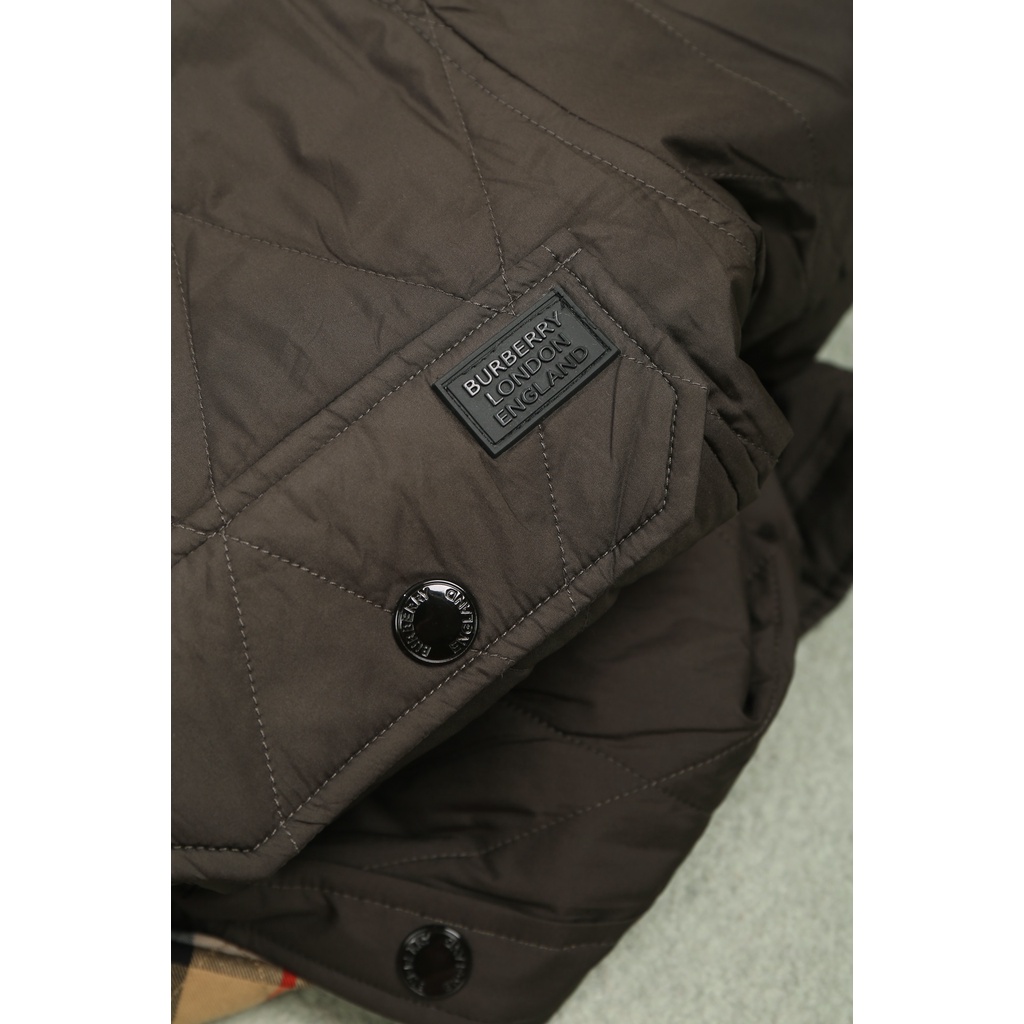 Áo khoác nam thời trang cao cấp Burberry BBR thiết kế 2 mặt tiện lợi