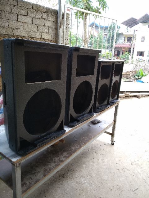 Loa JBL 715