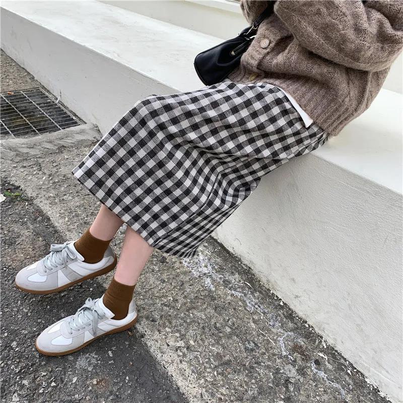 Chân váy dài qua gối lưng thun bằng len dày dặn họa tiết sọc caro phong cách Hàn Quốc cổ điển