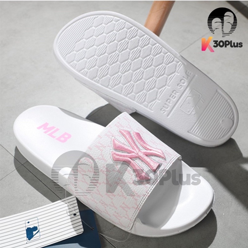 Dép MLB Quai Ngang logo Thêu Hồng Nữ Tính