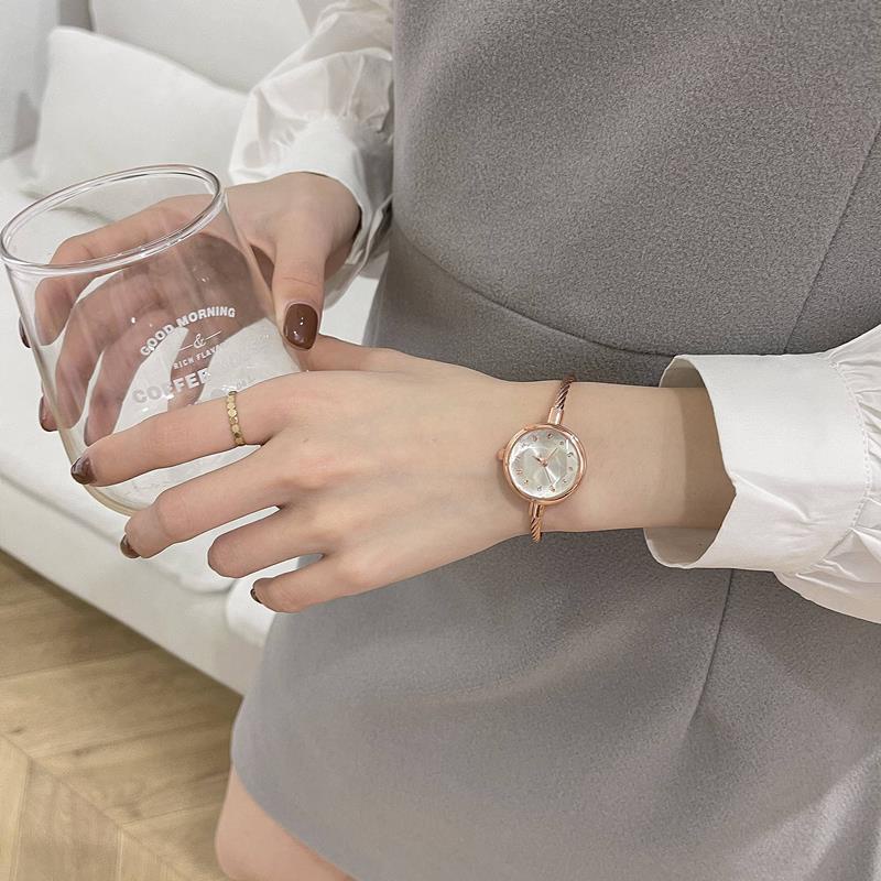 Winner Đồng Hồ Đeo Tay Mặt Nhỏ Thiết Kế Sang Trọng Nhẹ Nhàng Chống Nước Chất Lượng Cao Đẹp Mắt Cho Nữ