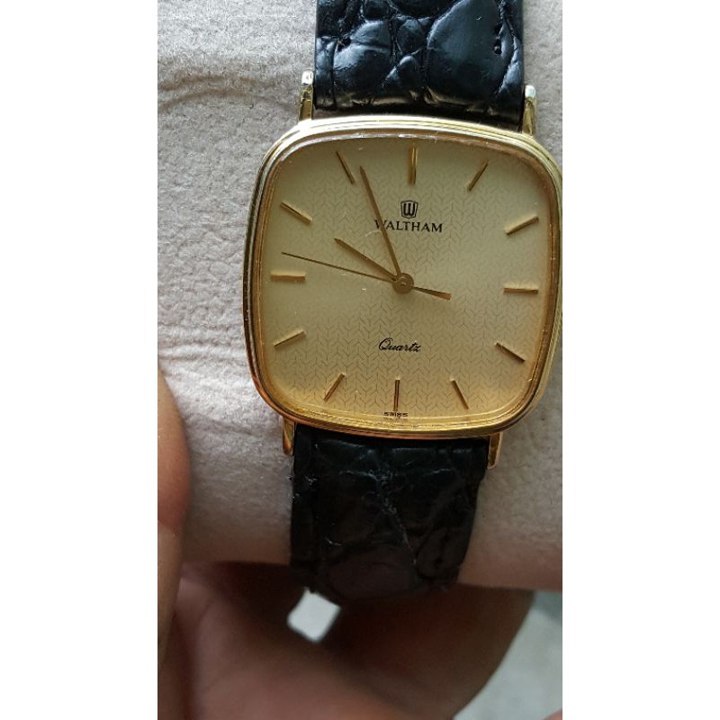 Đồng hồ nam Waltham tank