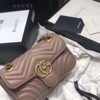 Túi gcc mamontt nude ví cnK hồng full