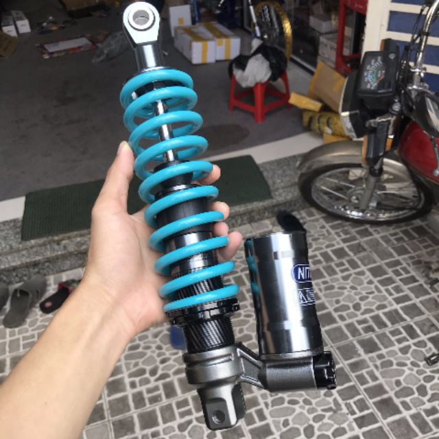Phuột nitron bình dầu dưới vario click mio vision
