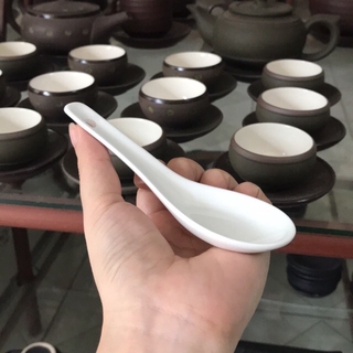 Thanh lý sỉ 10 chiếc thìa sứ cao cấp