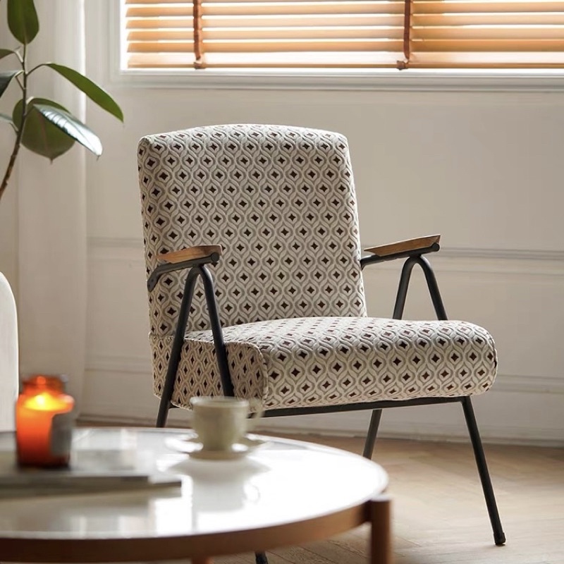 𝐑𝐢𝐜𝐡𝐚𝐫𝐝 𝐑𝐡𝐨𝐦𝐛𝐮𝐬 𝐂𝐡𝐚𝐢𝐫 - Ghế sofa đơn cao cấp