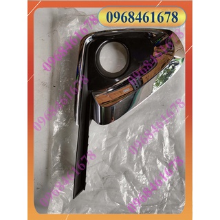 Ốp đèn gầm fortuner 18-21