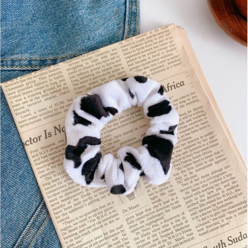 Scrunchies xinh màu da bò sữa, phụ kiện tóc hothit thời trang đẹp độc