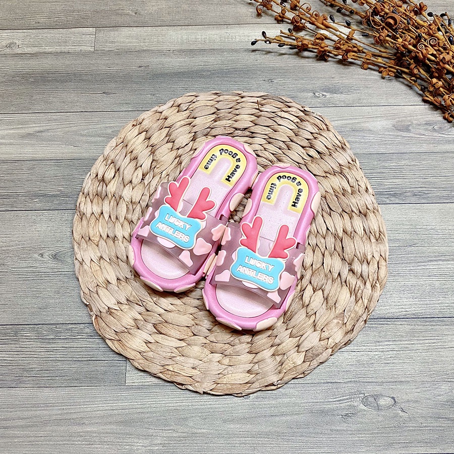 Dép bé gái đế mềm chống trơn trượt thoải mái mùa hè cho bé TT426