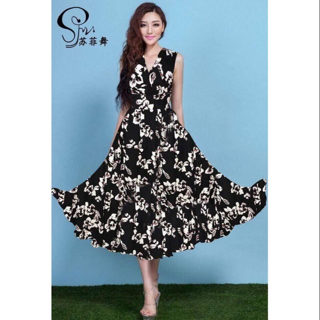 ĐẦM MAXI HOẠ TIẾT CỔ ĐẮP CHÉO