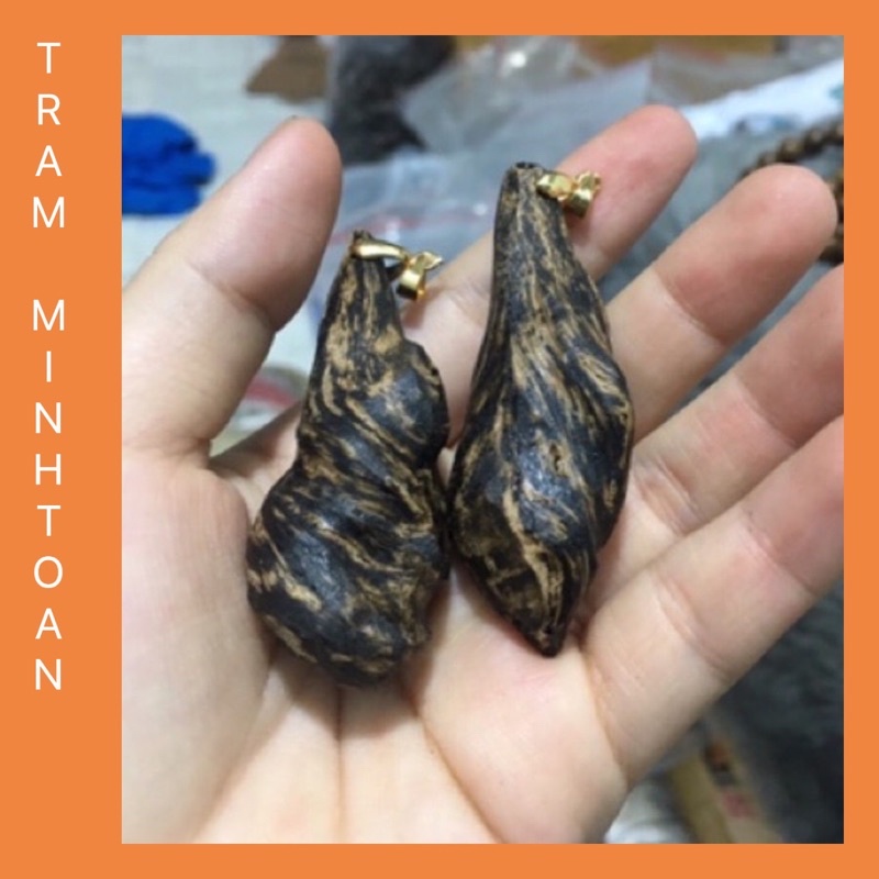 Mặt trầm Huong đeo cổ, móc khoá hút tài Lộc