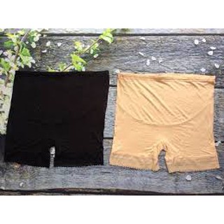 Quần mặc váy cotton chân ren
