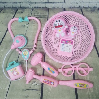 Rổ Đồ Chơi Bác Sĩ Mèo Kitty Xanh-Doreamon Hồng