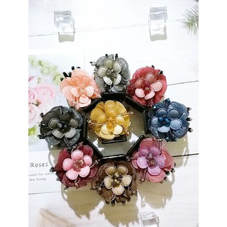 Kẹp càng cua hoa 5 răng nữ tính