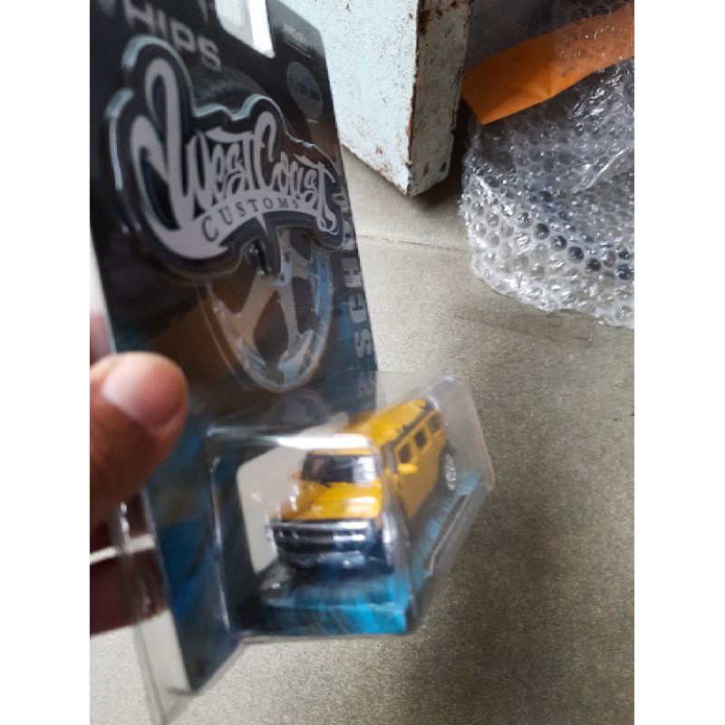 xe Hot Wheels real riders Hummer H2 vàng,  hàng siêu hiếm