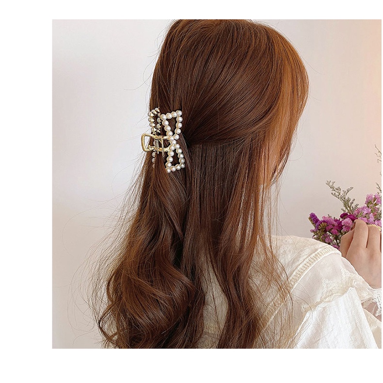 Kẹp Tóc Hình Bướm Đính Ngọc Trai Thời Trang