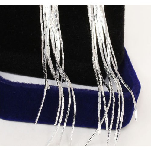 Khuyên tai dáng dài đính đá pha lê tua rua