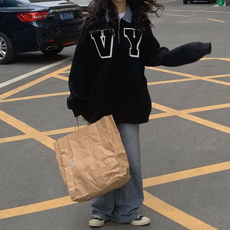 Áo nỉ dài tay cổ gập thêu chữ thời trang
 | BigBuy360 - bigbuy360.vn