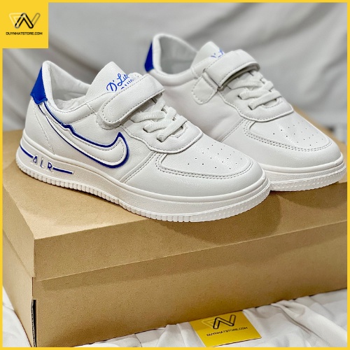 Giày Thể Thao Em Bé Trai Gái Móc Màu Trắng Nai Đẹp Duy Nhật Store Sang Uzzang Đẹp Êm Sneaker Bata Trend Size Lớn Dán Dây