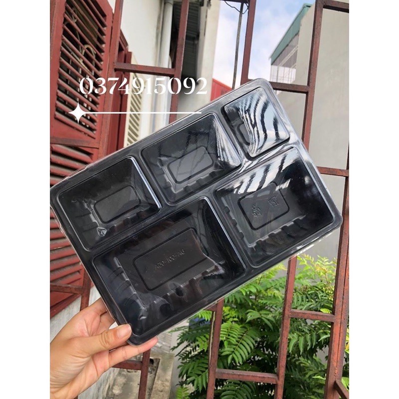 Combo 100 hộp cơm 5 ngăn  . nhựa PP . kèm nắp