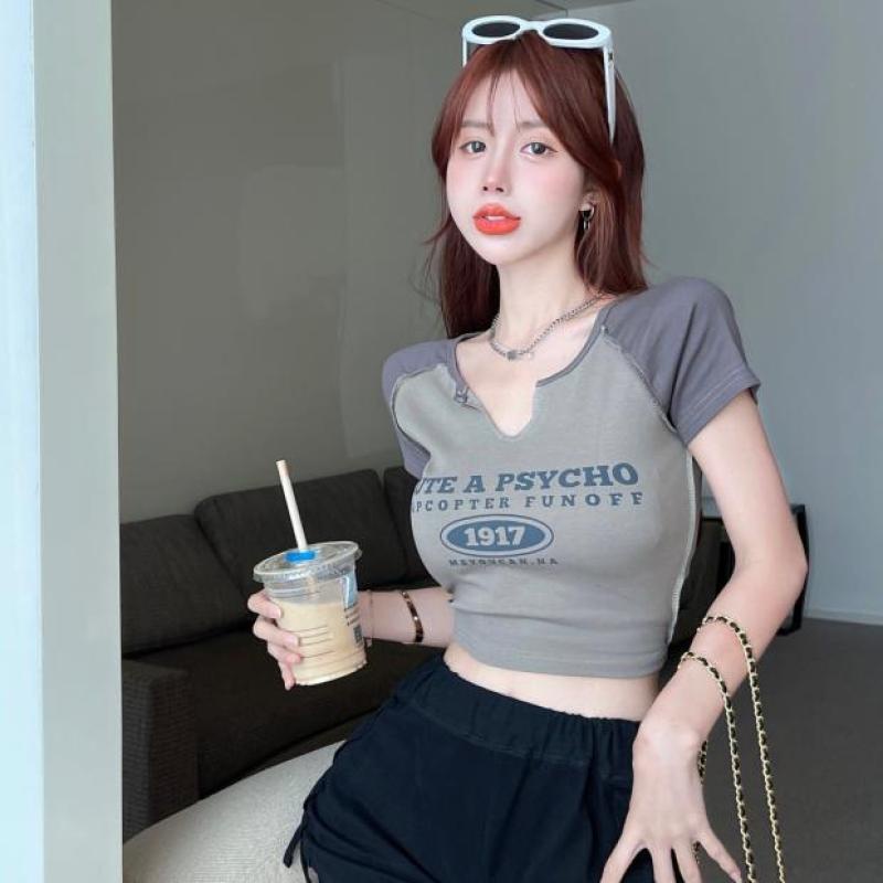 Áo Thun Nữ Ngắn Tay Cổ Chữ v Thời Trang