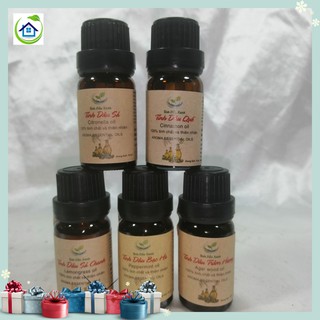 Tinh dầu thiên nhiên chai nhỏ 10ml ( Sả chanh Quế Bạc Hà Trầm hương) khử mùi thơm phòng Việt Nam