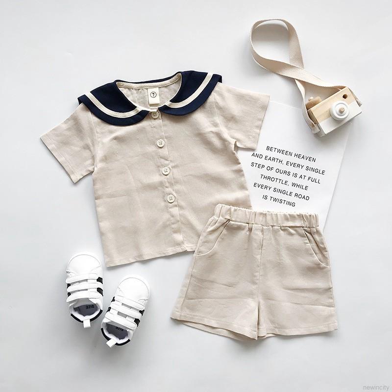 Bộ quần short và áo tay ngắn theo phong cách Hàn Quốc dễ thương cho trẻ em
