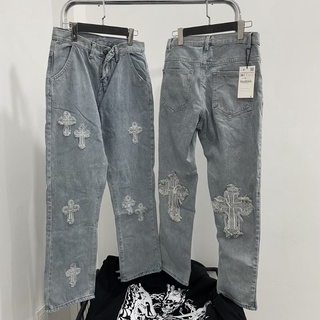 Quần jean baggy thêu thánh giá