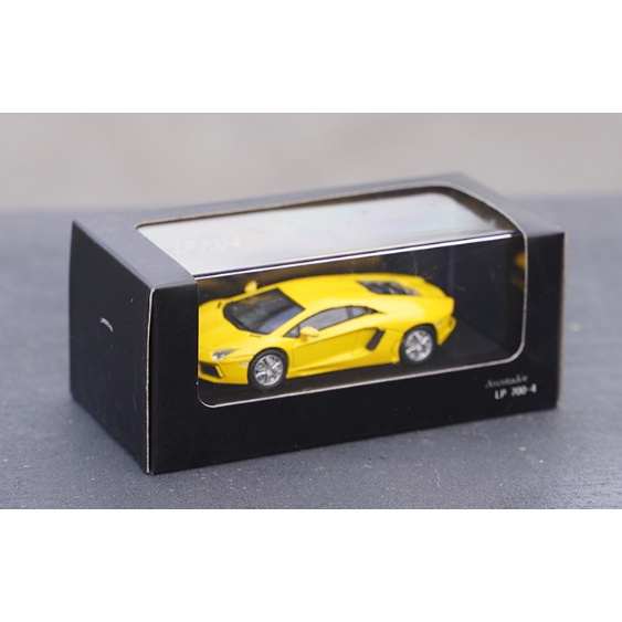 Mô hình ô tô Lamborghi Aventador LP700-4 1/64