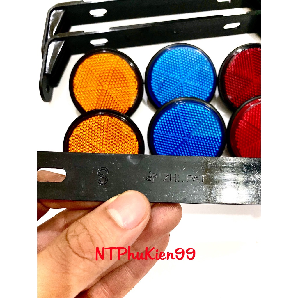 Mắt mèo phản quang Lắp Ô Tô Xe Máy Xe Đạp Giá 1 Đôi