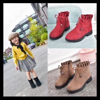 Boot da lộn cho bé gái