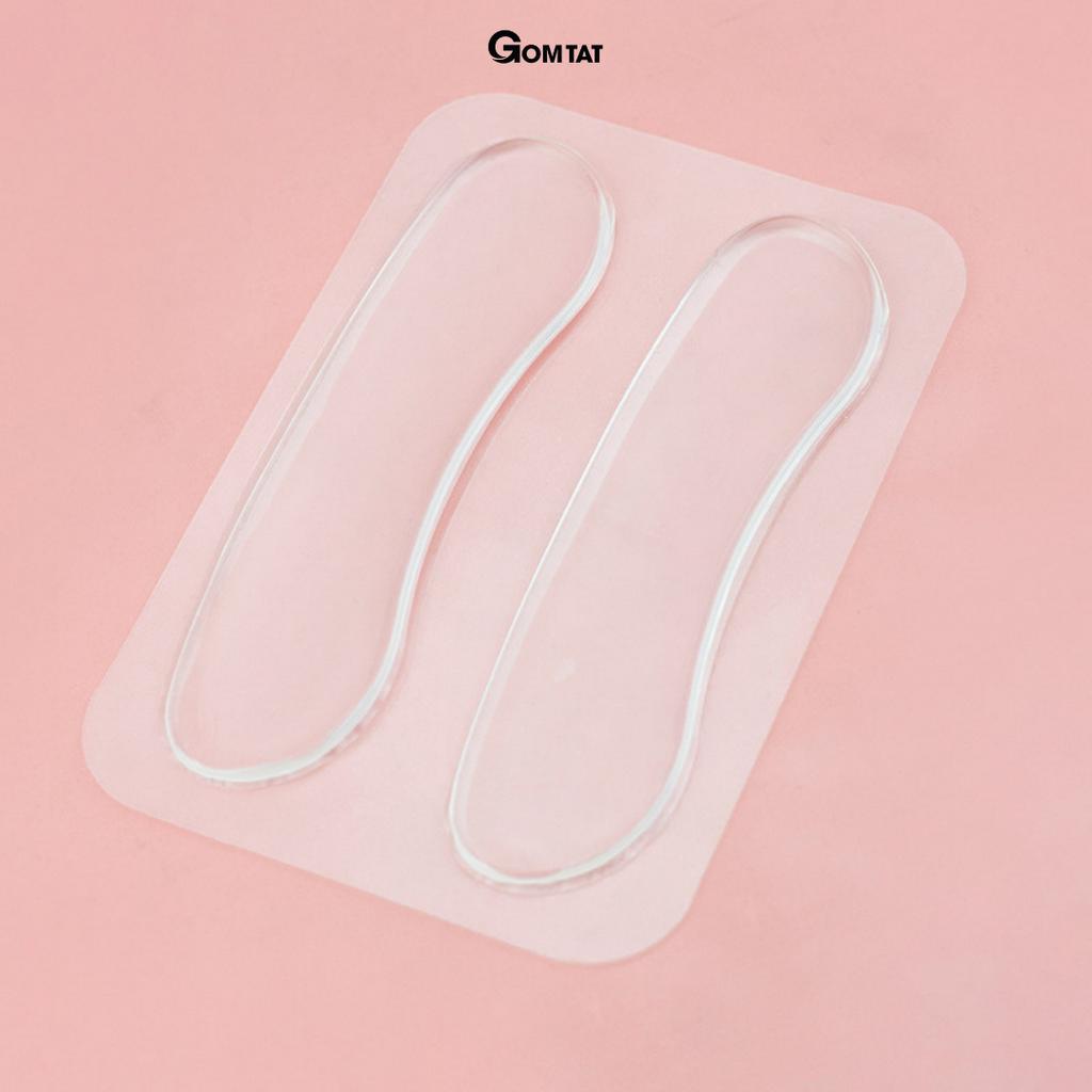 Miếng dán lót giày GOMTAT chât liệu silicon giảm đau, chống tuột gót chân - DEMSILI-HAN-9001