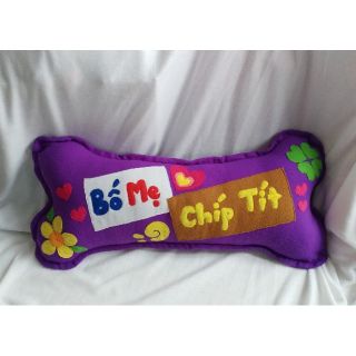Bôi 3 gối ôm handmade hình khúc xương