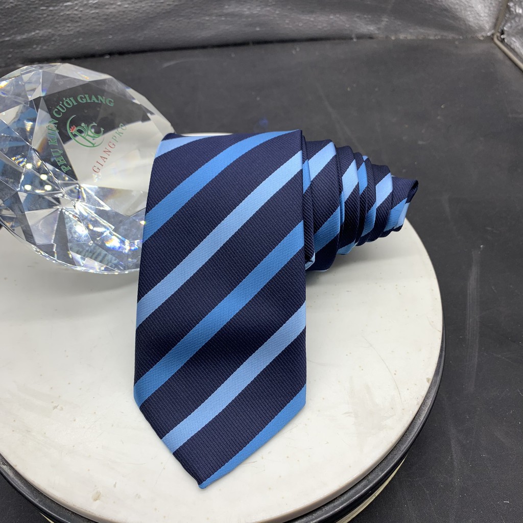 Phụ kiện nam cà vạt nam bản 8cm Giangpkc tháng 5-2021-Cà vạt đen chéo xanh