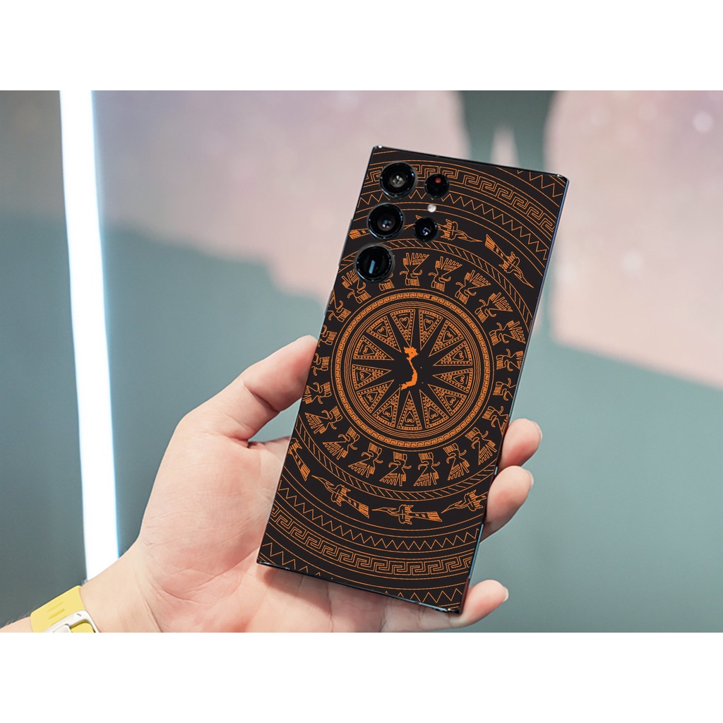 Skin 3M trống đồng cực đẹp dán full viền cho Samsung, iPhone, Huawei, Xiaomi...