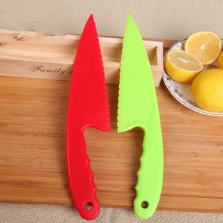 Dao nhựa cắt bánh 29cm