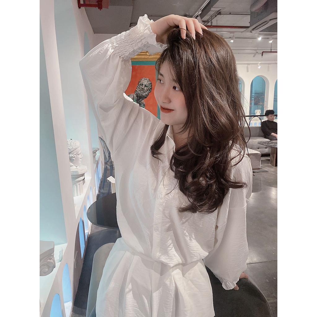 Set áo sơ mi trắng dài tay nữ, quần sooc chất đũi mềm mát đi du lịch, đi biển