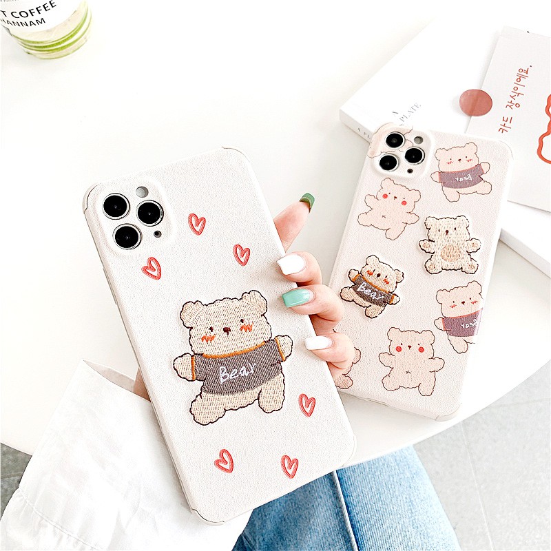 Ốp lưng iphone Little Bear thêu viền chống va đập 6/6plus/6s/6splus/7/7plus/8/8plus/x/xs/11/12/pro/max/plus/promax