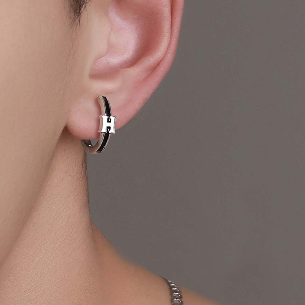 Bông tai hình chữ H thiết kế đơn giản sang trọng cho nam