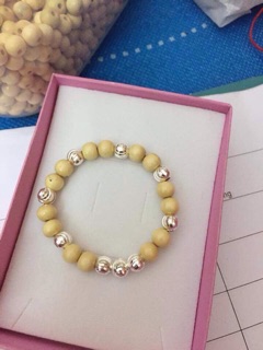 Vòng dâu 9 bi bạc cho bé gái