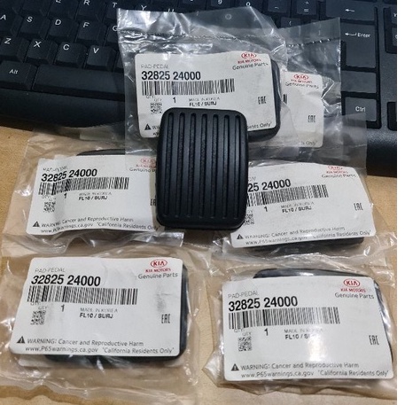 Cao su đệm chân phanh, chân côn xịn chính hãng grand i10, Morning, getz, Caren 3282524000