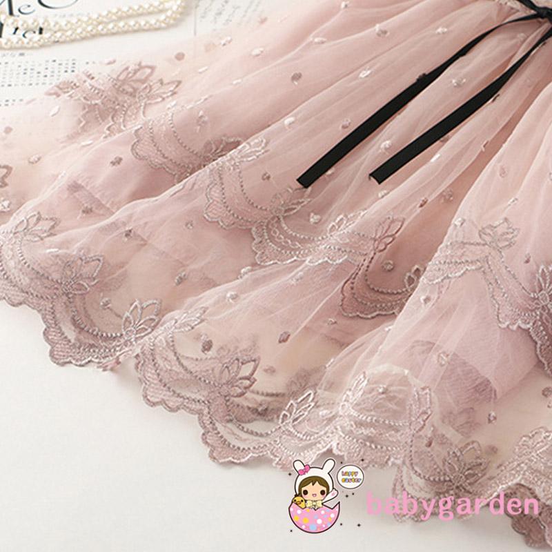 Đầm Sát Nách Ren Hoa Cho Bé Gái