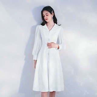 Đầm trắng nút ngọc tay voan