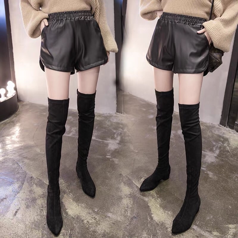 Quần short da đen